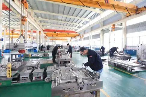Taizhou Huangyan JMT Mould Co., Ltd.