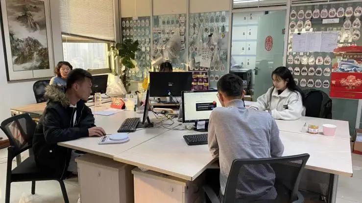 Qingdao Hitomi Cosmetics Co., Ltd.