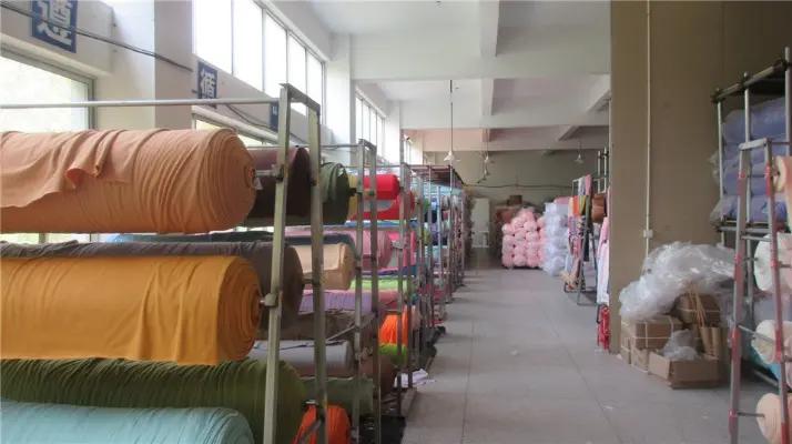 Yangzhou Dixin Toys Co., Ltd.