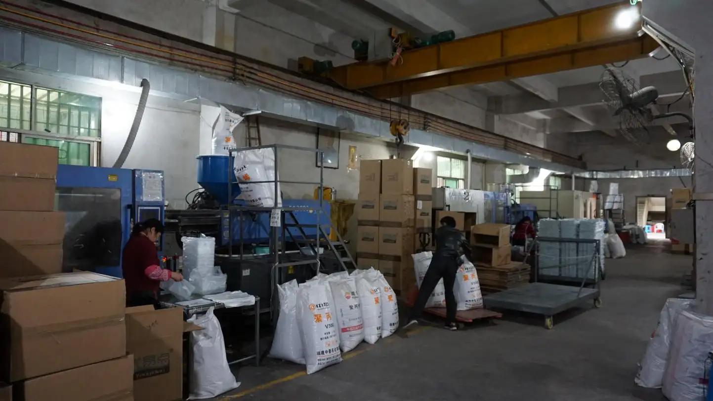 Jieyang Yinsum Plastic Products Factory
