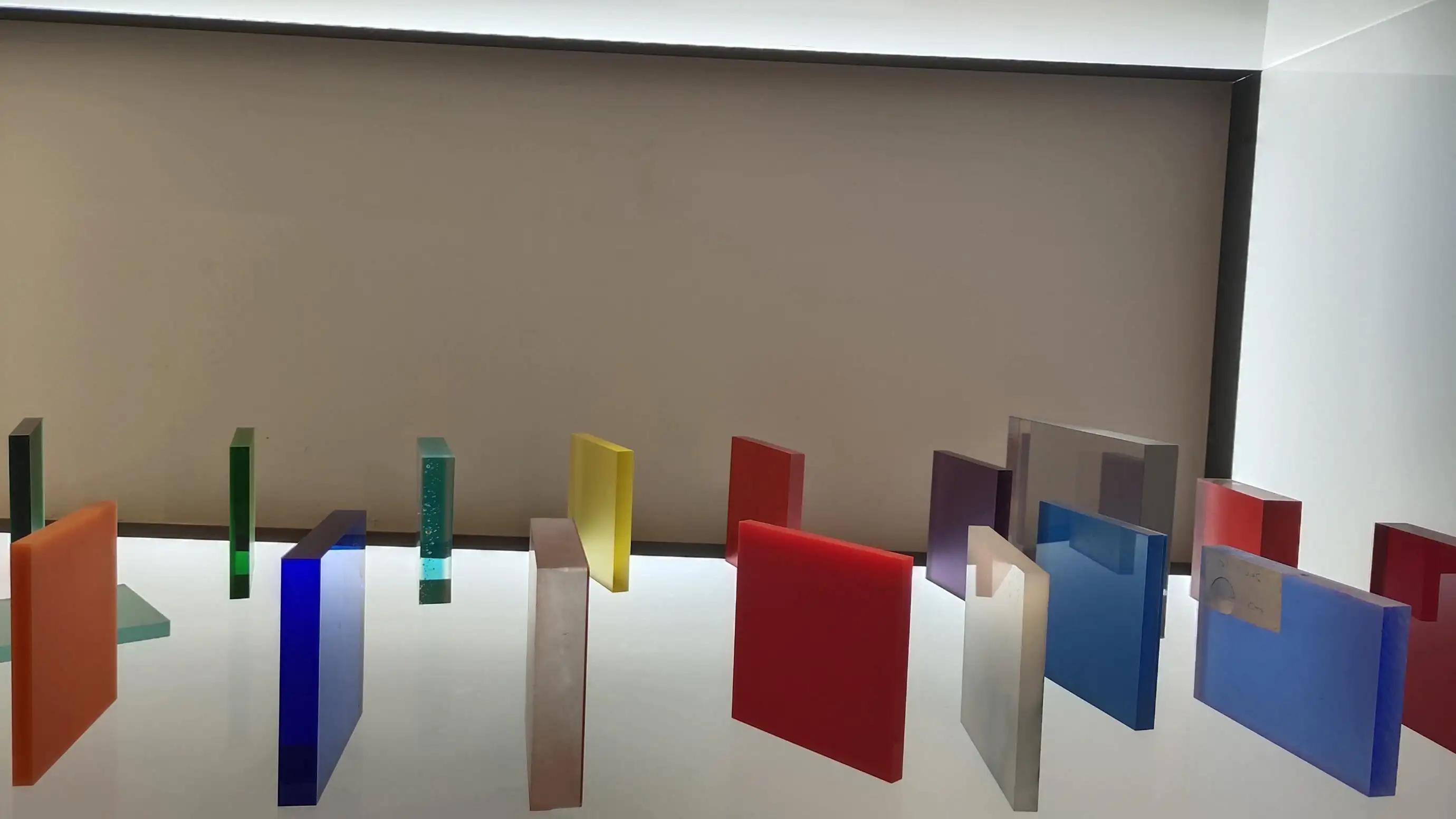 Shanghai Yubi Acrylic Display Co., Ltd.