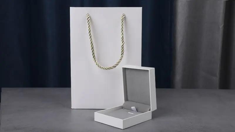Jinhua Lateen Jewelry Co., Ltd.