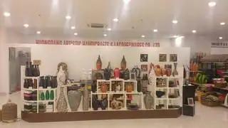 HUONG DANG ARTISTIC HANDICRAFTS & LACQUERWARES COMPANY LIMITED