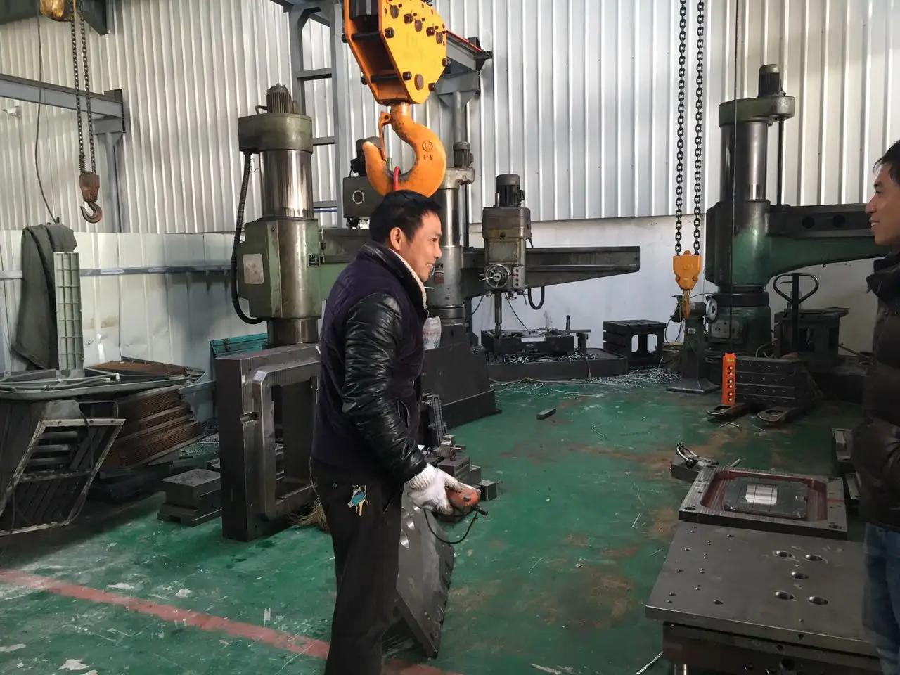 Taizhou Hoolea Plastic Mould Co., Ltd.