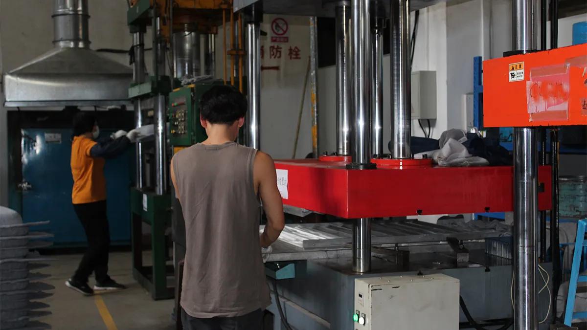 Jiangmen Shenghui Non-Woven Fabrics Technology Factory